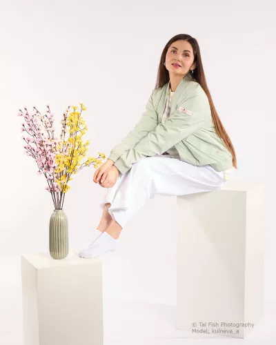 2026 04 alona03864