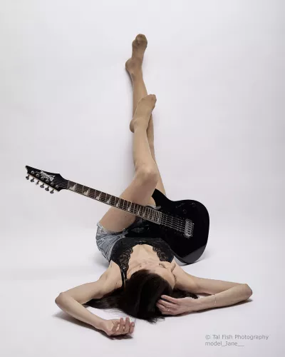 tal fish jane black guitar27